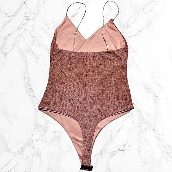 Fashion Nova “Sleek and Slay” Bodysuit Rose Gold Med - Picture 2 of 8